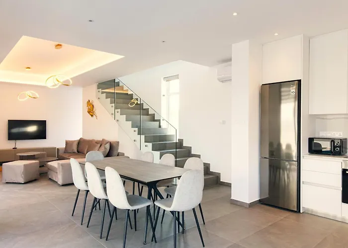 Villa Nissinest Luxury