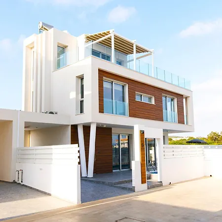 Nissinest Luxury Vilă Ayia Napa