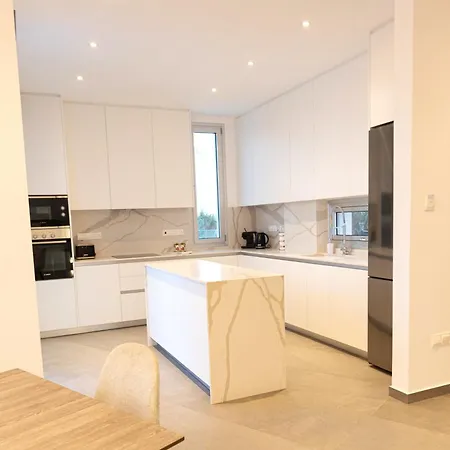 Villa Nissinest Luxury *