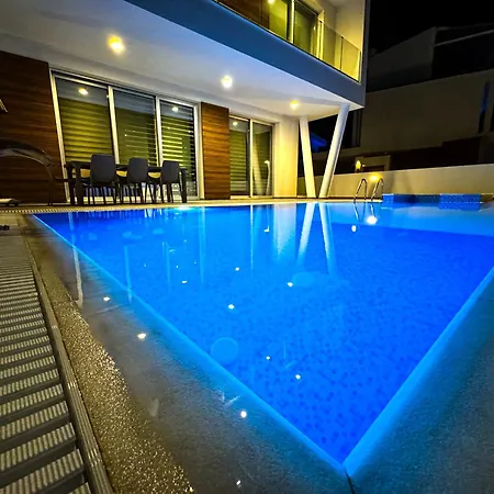 빌라 Nissinest Luxury 아이아 나파